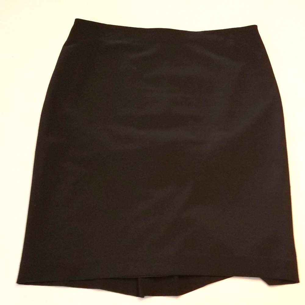 Ann Taylor pencil skirt 8P black